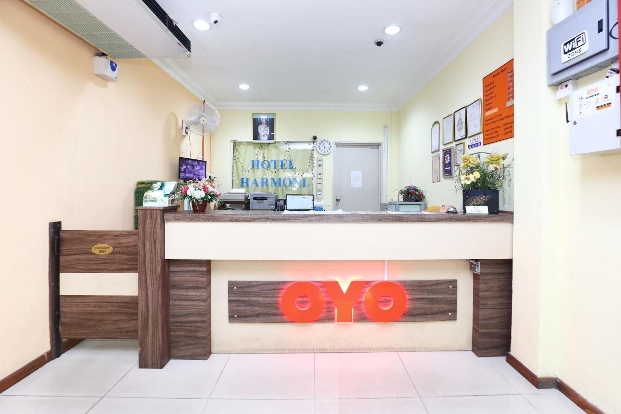 Oyo89651和谐酒店 哥打巴鲁 外观 照片